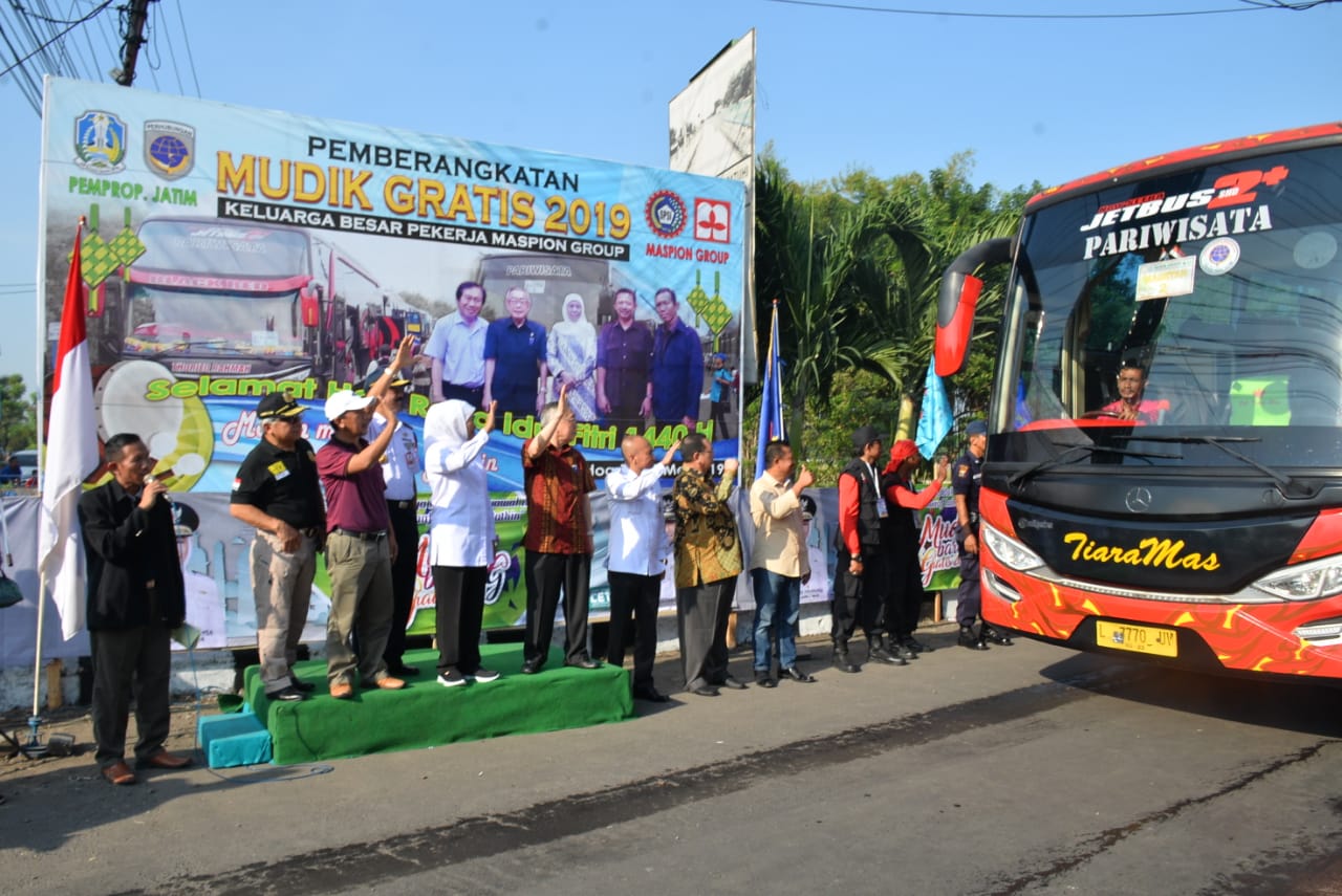 Mudik Gratis Maspion, Khofifah Wanti-Wanti Supir Jangan Balapan