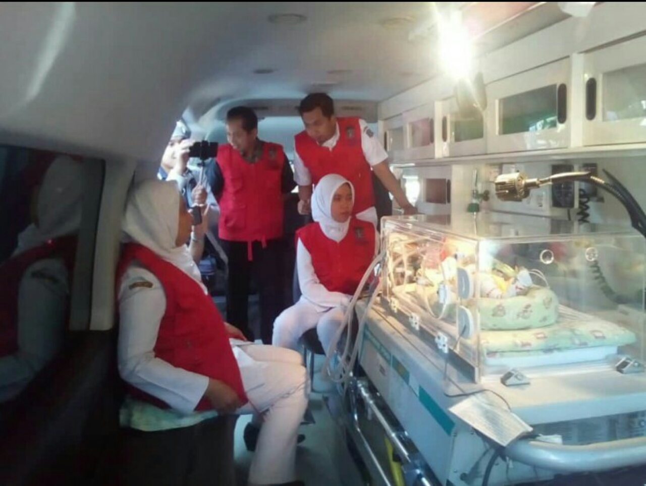 Turunkan Angka Kematian Bayi, Pemkot Surabaya Maksimalkan Ambulan NETSS