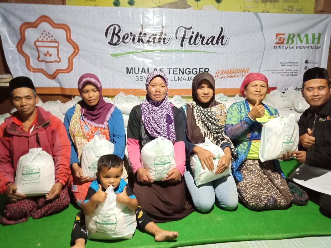 Seribu Paket Berkah Fitrah BMH untuk Mualaf Tengger