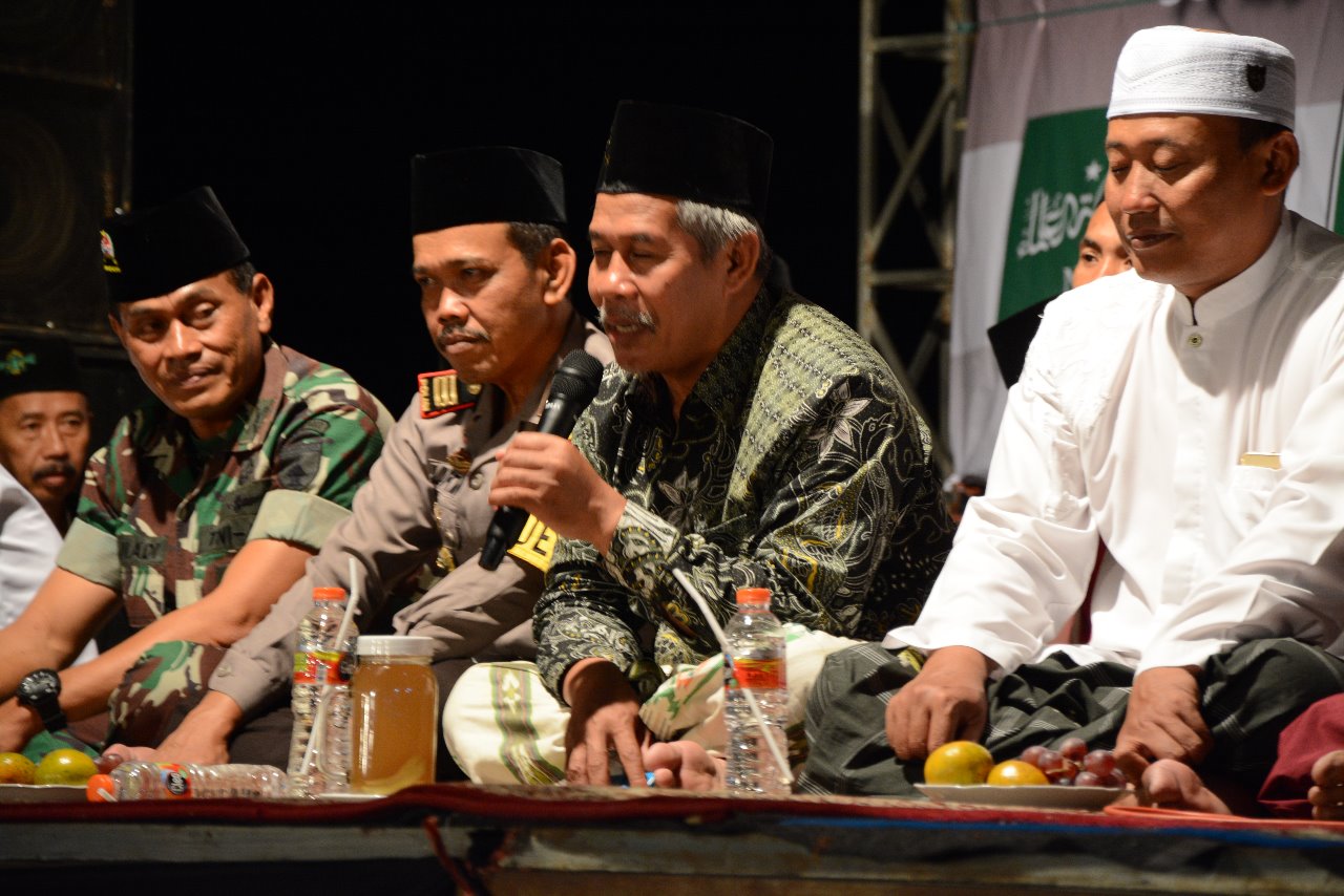 HUT RI ke-74, Muspika Benjeng, MWC NU dan Banom Gelar Tahlil Akbar