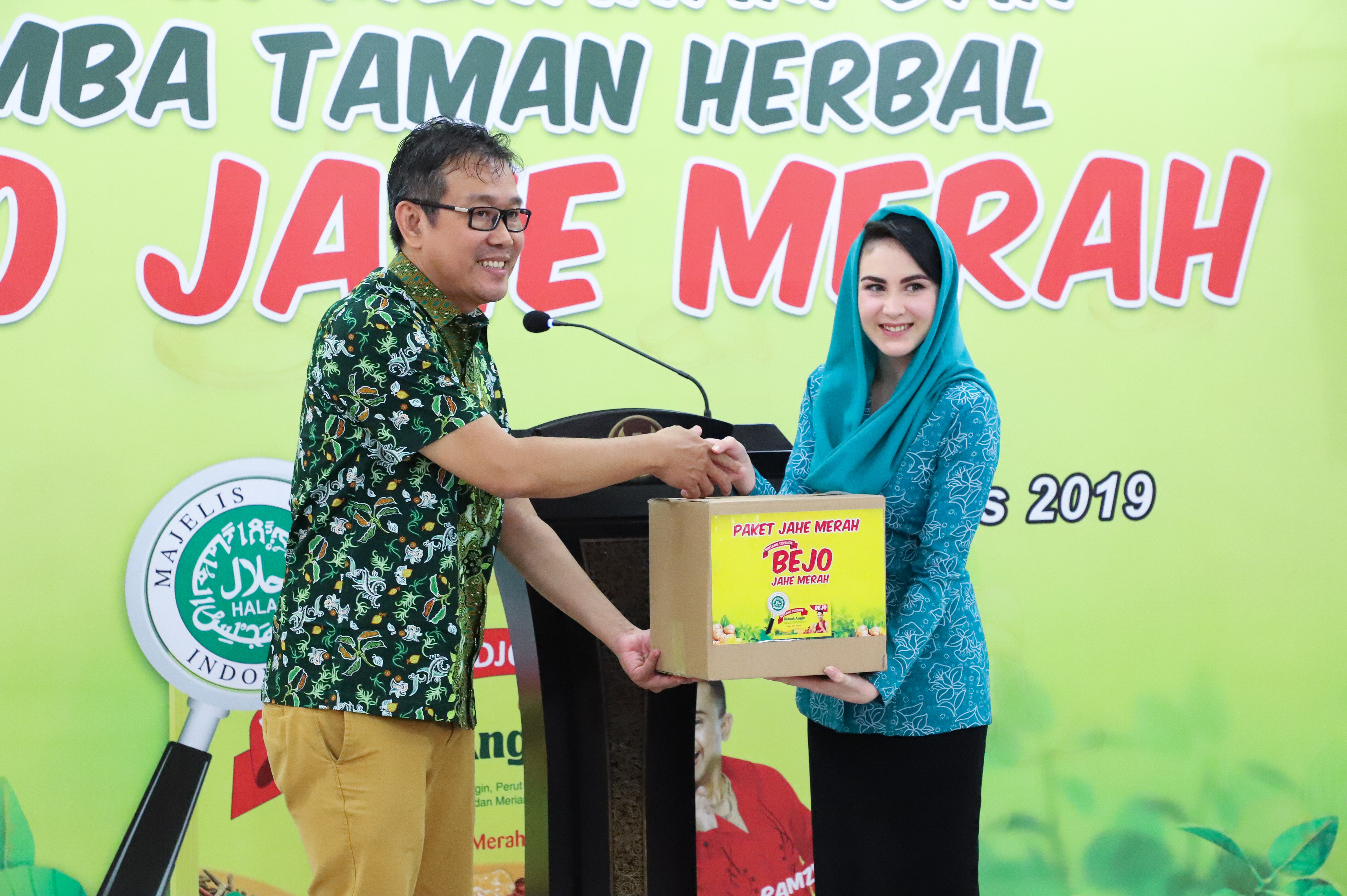 Arumi Bachsin Ajak Budidaya Jahe Merah Lewat THB
