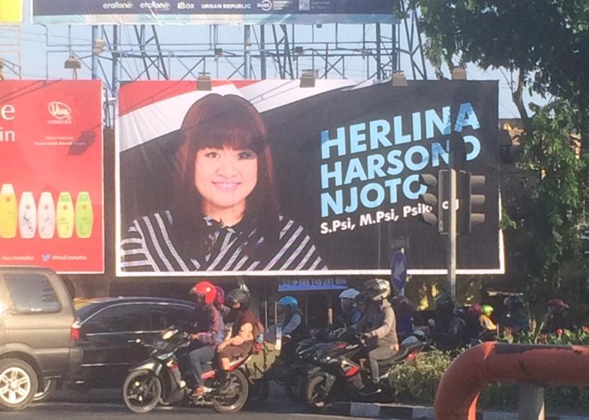 Ditanya Alasan Paksa Anaknya Mengemis, Ibu Ini Malah Ludahi Wartawan