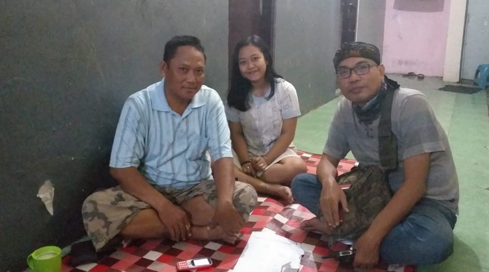 Tak Punya Biaya, Siswi Ini Terancam Putus Sekolah
