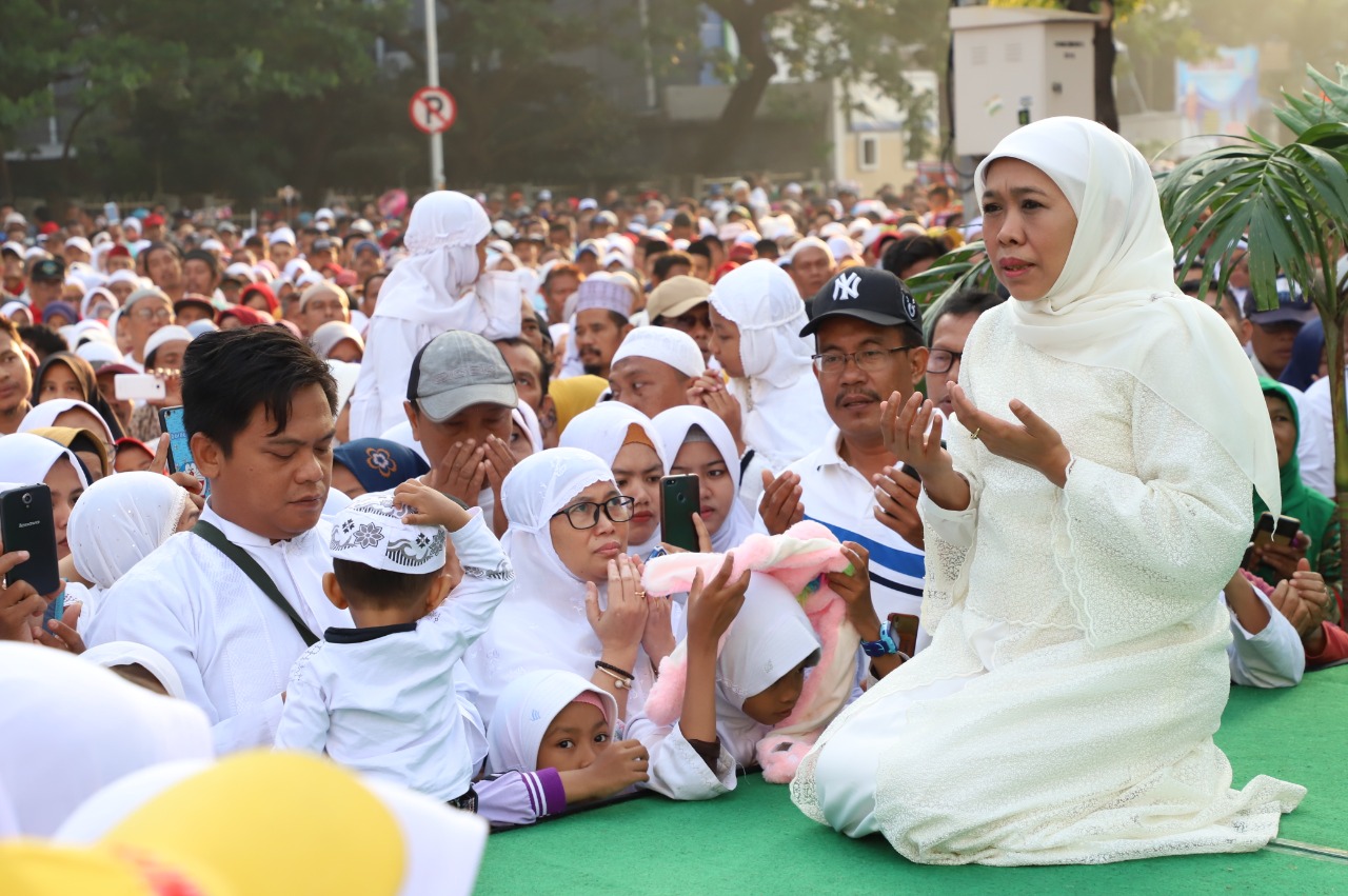 Khofifah Ajak Doa Dan Heningkan Cipta Selama 60 Detik Di Hari Santri