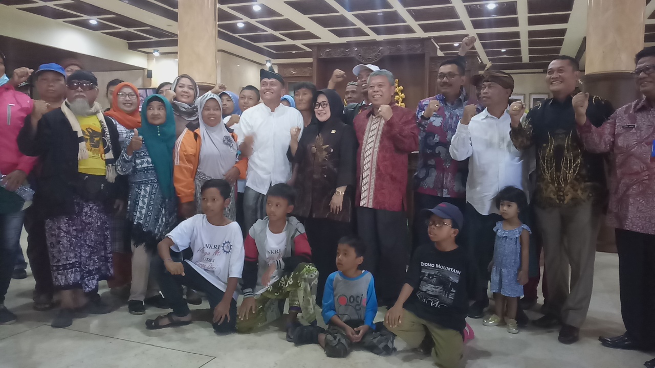 DPRD Jatim Berangkatkan Tim Ludruk THR ke TMII