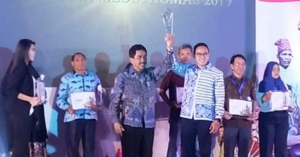 Humas Pemkot Surabaya Sabet Juara Umum AMH 2019