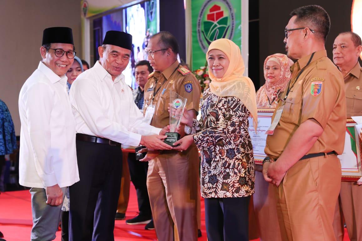 Jatim Terima Penghargaan Provinsi Terbaik Program Inovasi Desa 2019