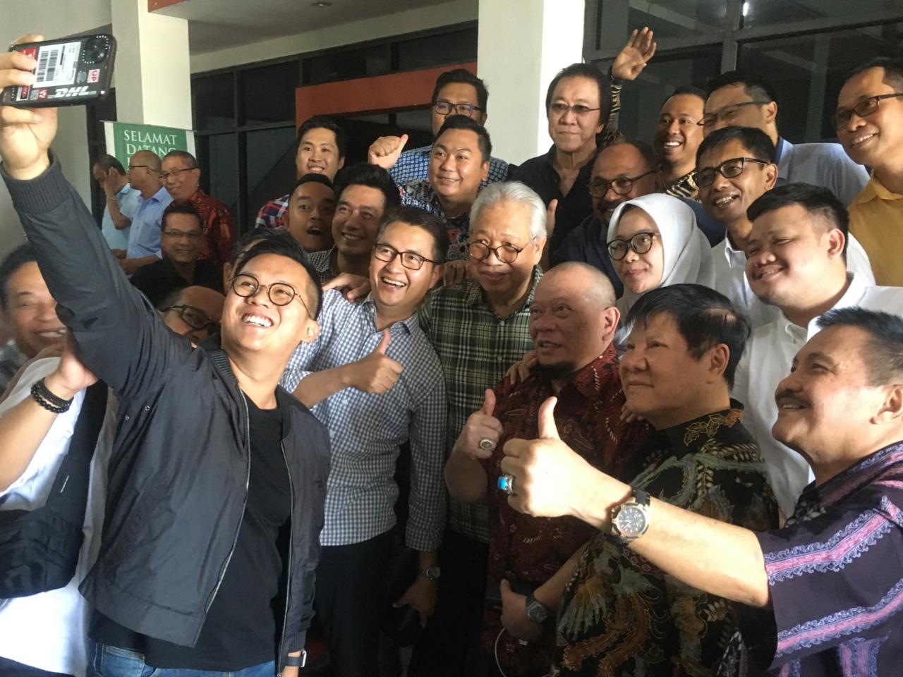 Antisipasi Pelambatan Ekonomi, Ketua DPD RI Ajak Pengusaha Daerah Kreatif