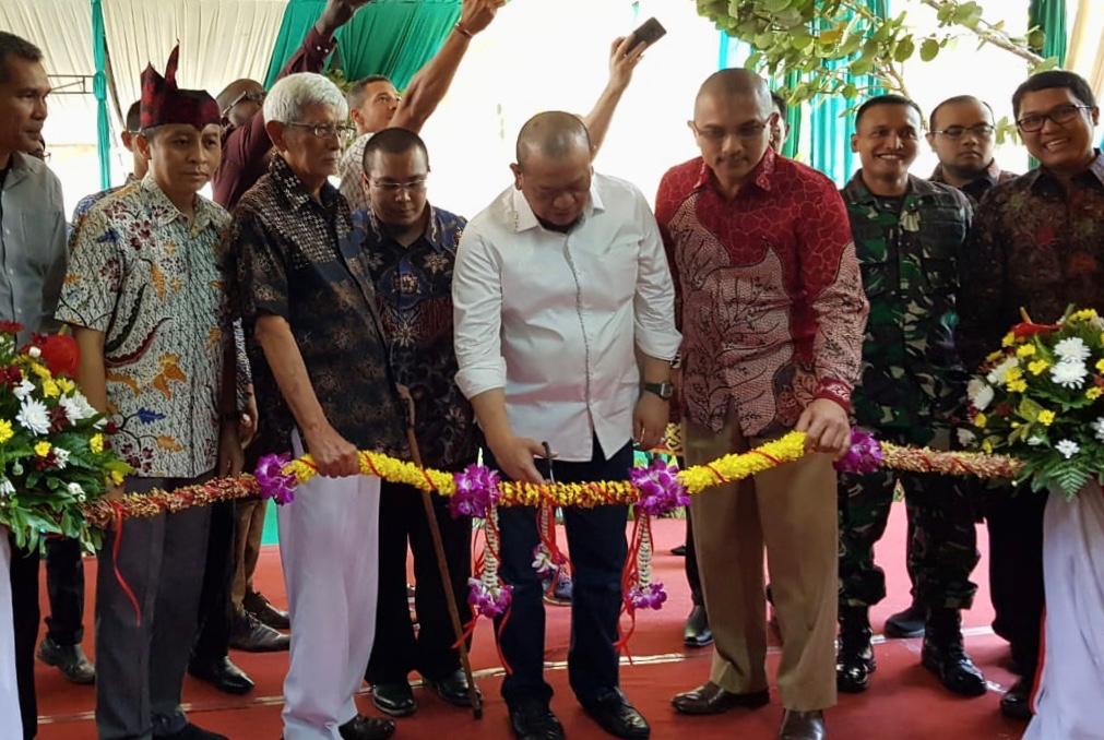 Resmikan Pabrik Cerutu, La Nyalla Minta Daerah Kompak Tingkatkan Kemudahan Berusaha