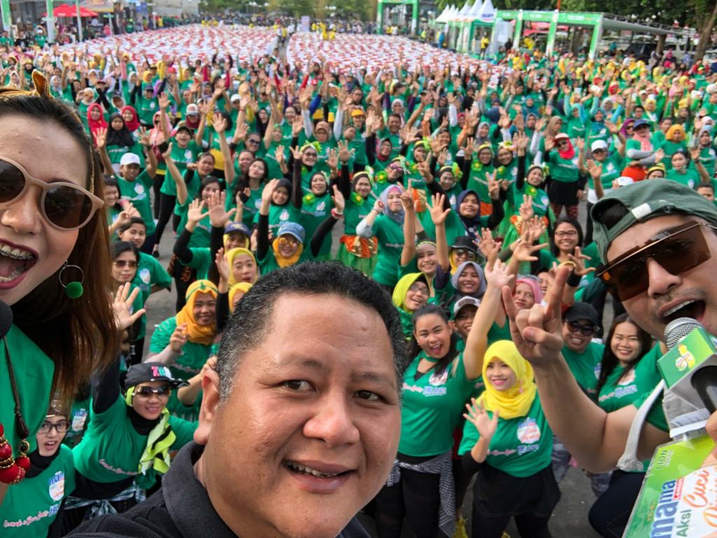 Gemar Makan Ikan Dan Senam Zumba Ala Whisnu Sakti
