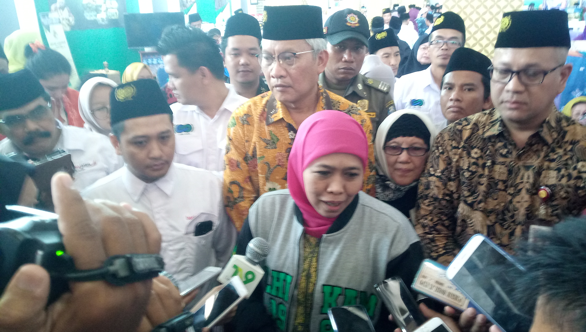 Khofifah Buka OPOP Expo 2019, Berharap Sinergitas Pesantren dan BUMN