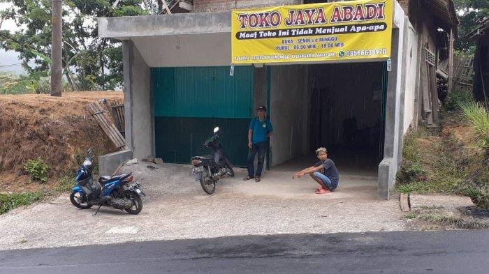 Buka Tiap Hari, Toko Ini Tidak Menjual Apa-apa