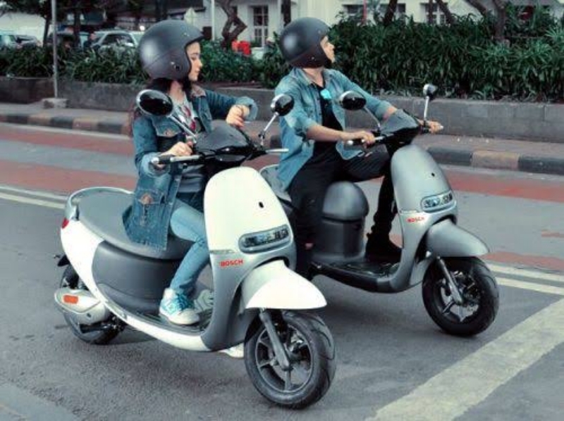 PLN dan BRI Kasih Promo Tukar Motor Lama dengan Motor Listrik