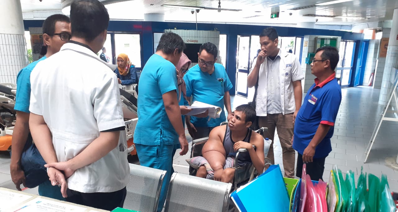 Pascaoperasi Uci Uci, Tangan Tities Bengkak Sebesar Paha