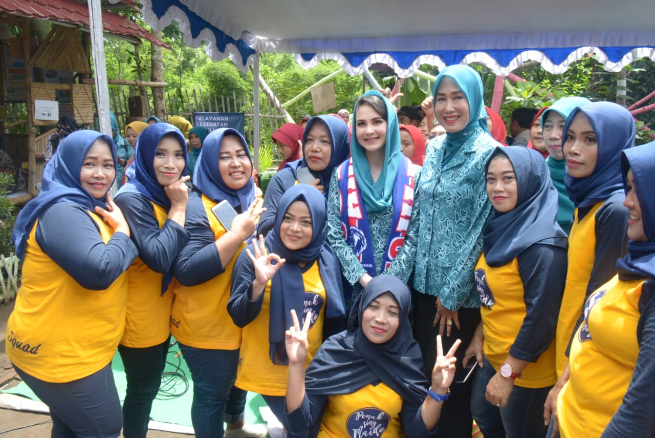 Arumi Bachsin Jadi Juri Lomba Posyandu Jatim 2020