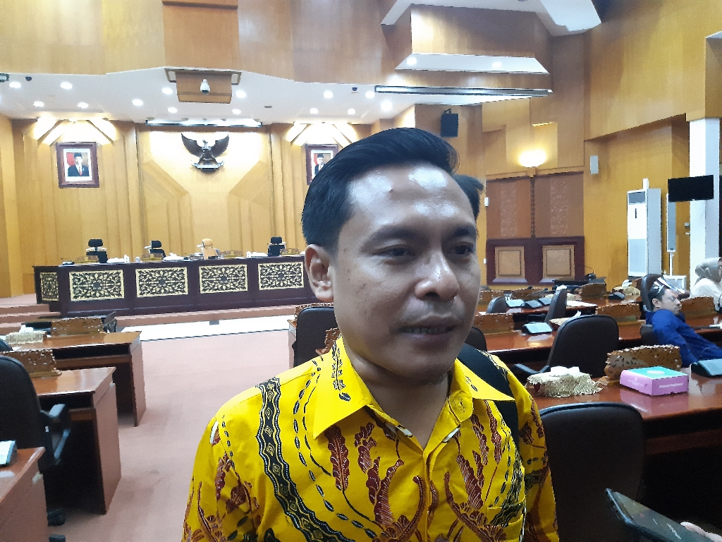 Pilwali Surabaya, Arif Fathoni Disodorkan Golkar Jadi Wakil Machfud Arifin