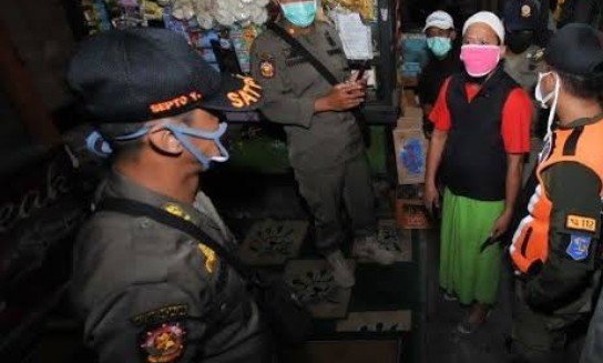 Pemkot Surabaya Gelar Razia Jam Malam Serentak di 31 Kecamatan