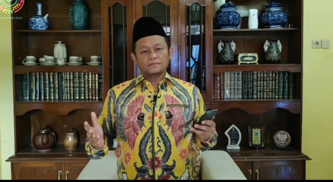 Wali Santri, Jadi Inspirasi Ketua DPD Golkar Jatim Menulis Puisi