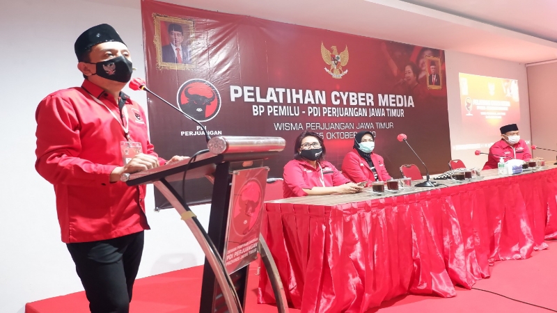 Antisipasi Kampanye Hitam, PDIP Jatim Siapkan Pasukan Udara