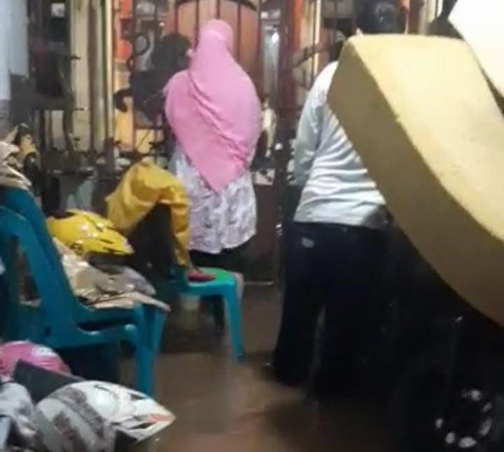 Dua Periode Jadi Wali Kota, Risma Masih Sisakan Masalah Banjir