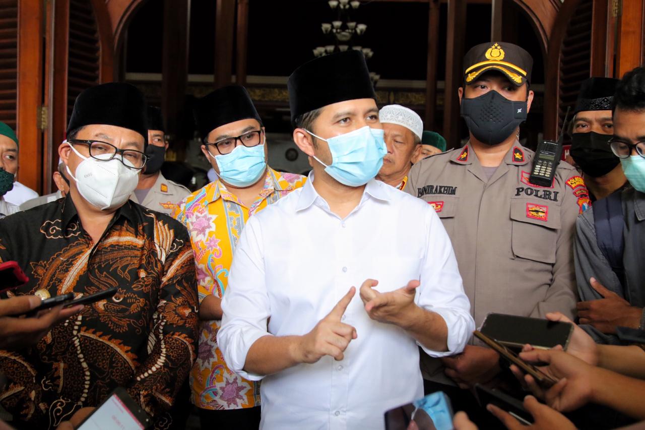 Jumatan di Masjid Jami Malang, Wagub Jatim Sosialisasi PPKM