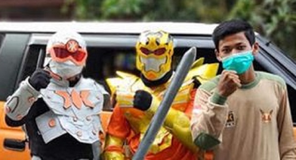 PKS Warrior Hibur Korban Banjir