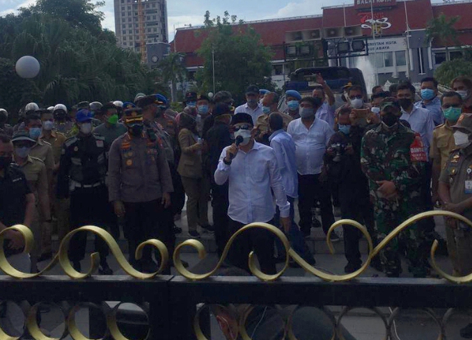 Didemo Warga Madura Soal Penyekatan Suramadu, Eri Cahyadi: Atas Kesepakatan Forkopimda