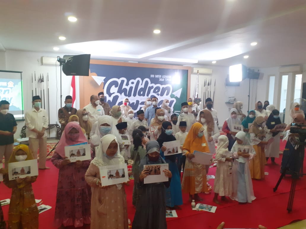 Children Wow Day, Gerindra Jatim Berbagi Kebahagiaan Bareng Yatim Piatu
