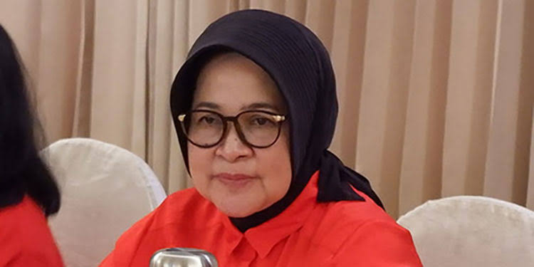 Wara Sundari Gelontor Bantuan untuk Masyarakat Terdampak Pandemi