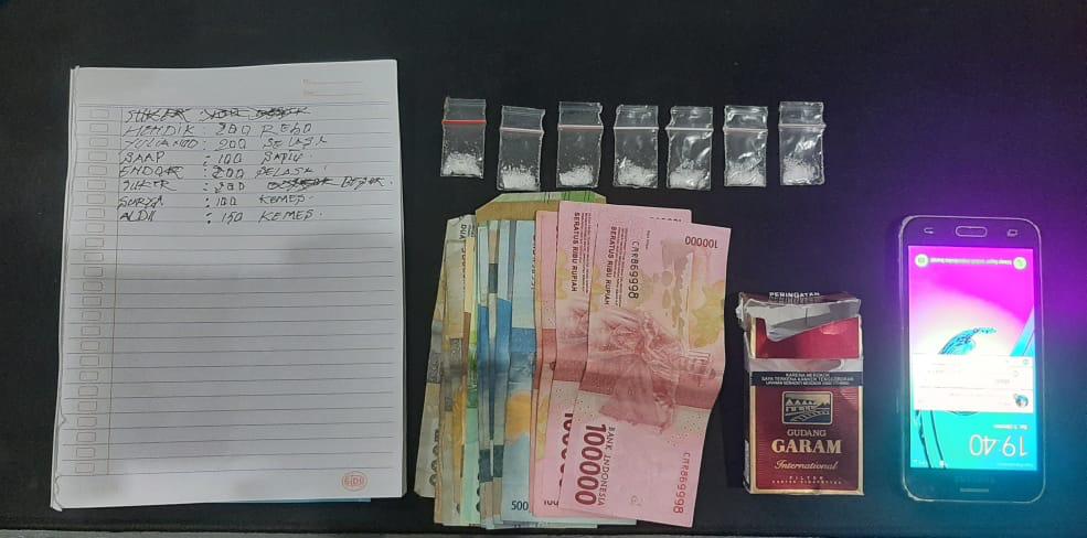 Waspadai Potensi Gelombang Tiga Covid-19 Akhir Tahun 2021