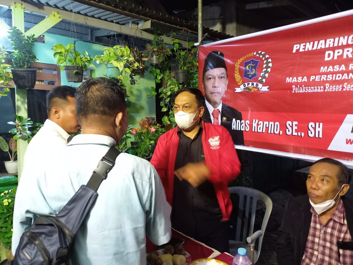 Saat Reses Anas Karno Disambati Soal Masalah Air Bersih Dan Status Tanah