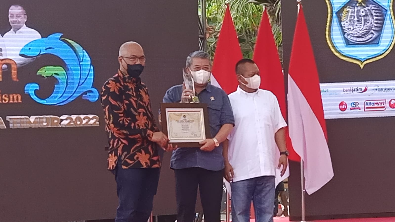 Raih Penghargaan PWI Jatim, Kusnadi Sebut Hasil Kerja Keras Seluruh Anggota Dewan