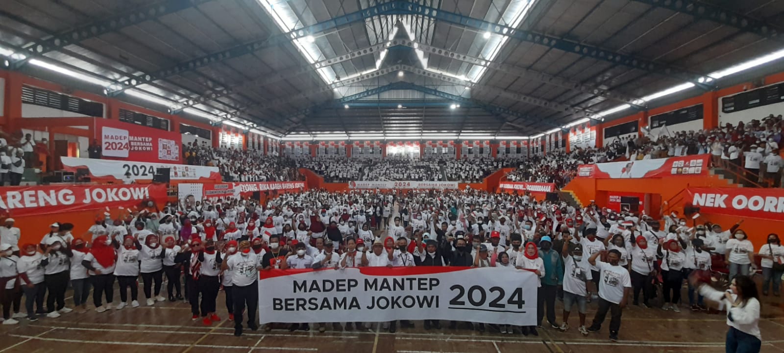 Relawan Deklarasikan Madep Manteb 2024 Bersama Jokowi