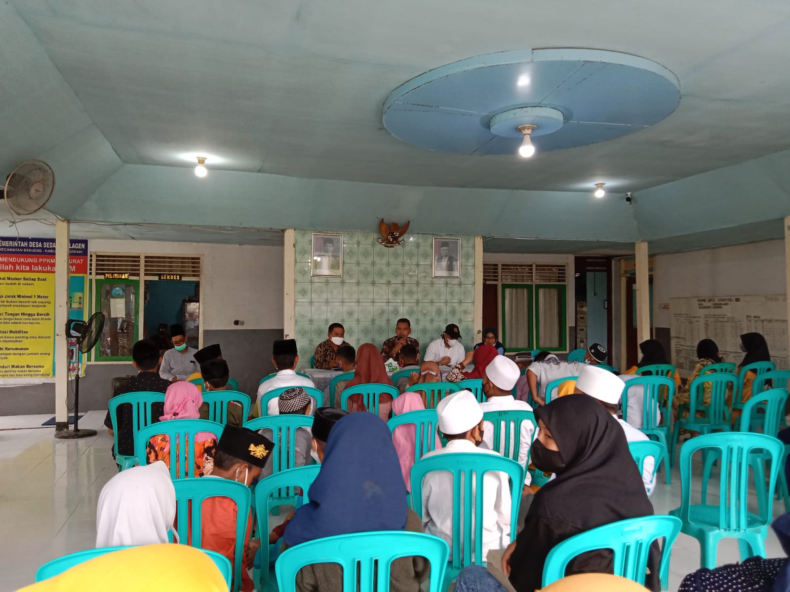 Bumdesma Bende Mataram Benjeng Bagikan Dana Sosial di Bulan Ramadan