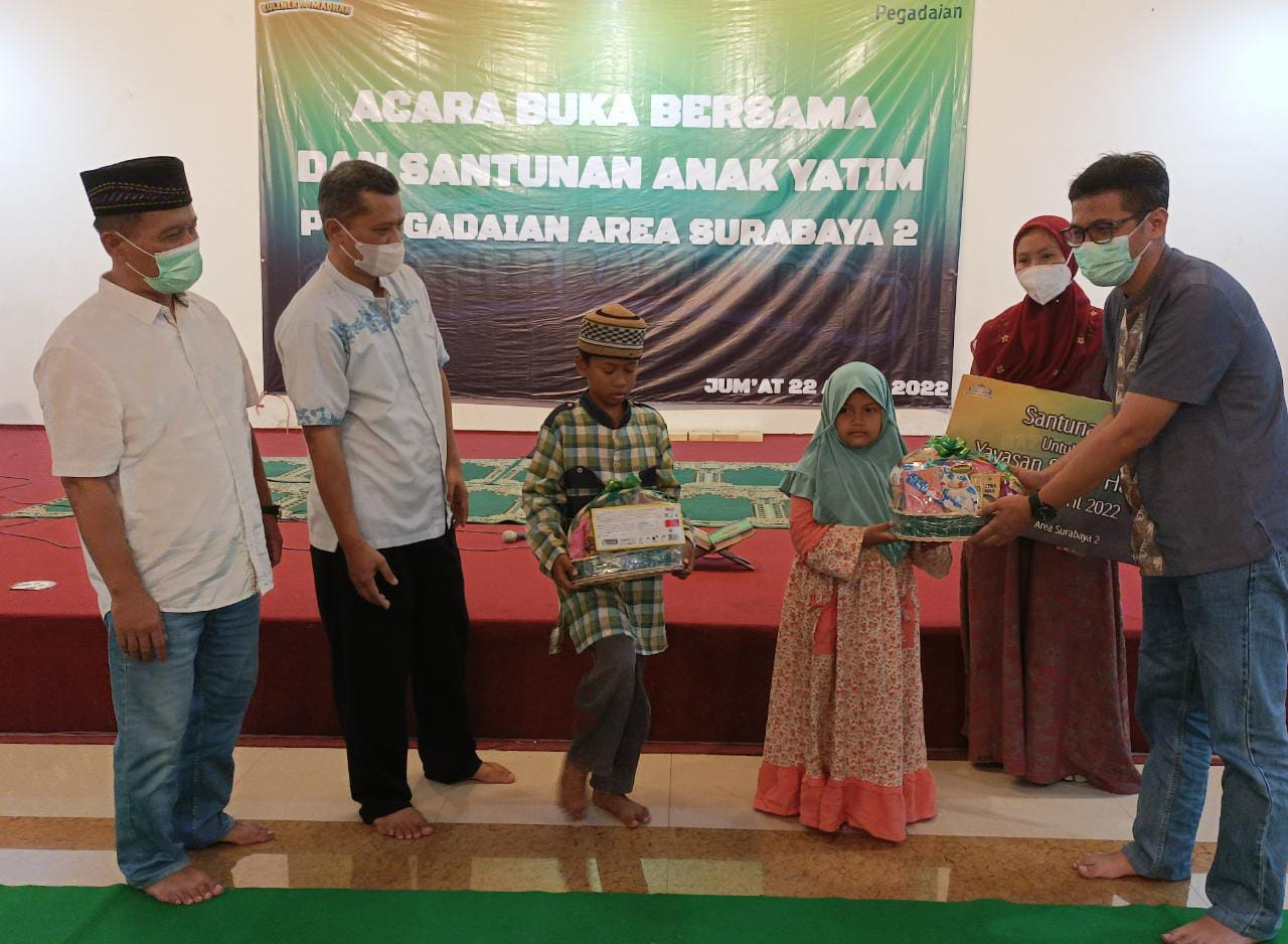Pegadaian Sidoarjo Beri Bantuan Kepada Anak Yatim