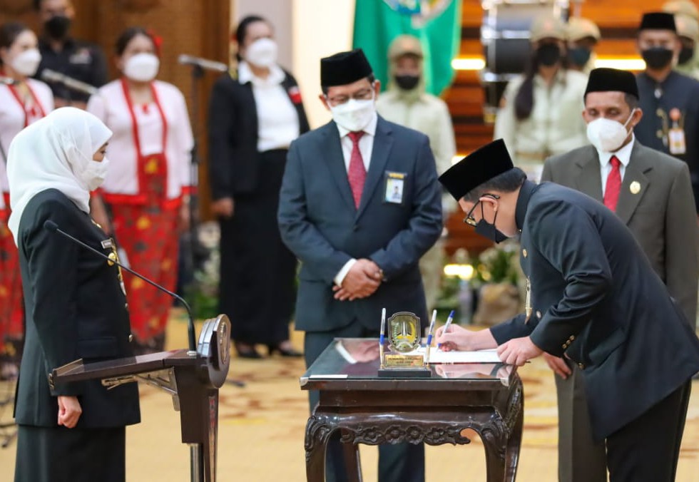 Selamat Adhy Karyono Resmi Jabat Sekdaprov Jatim