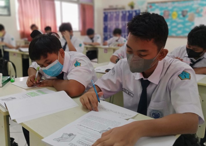 Siswa Baru SMP Al Falah Deltasari Sidoarjo Ikuti Program Matrikulasi