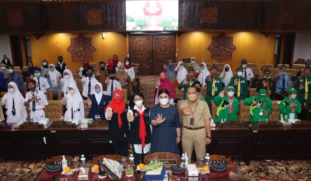 Anak-anak dan Penyandang Disabilitas Serbu DPRD Jatim, Ada Apa