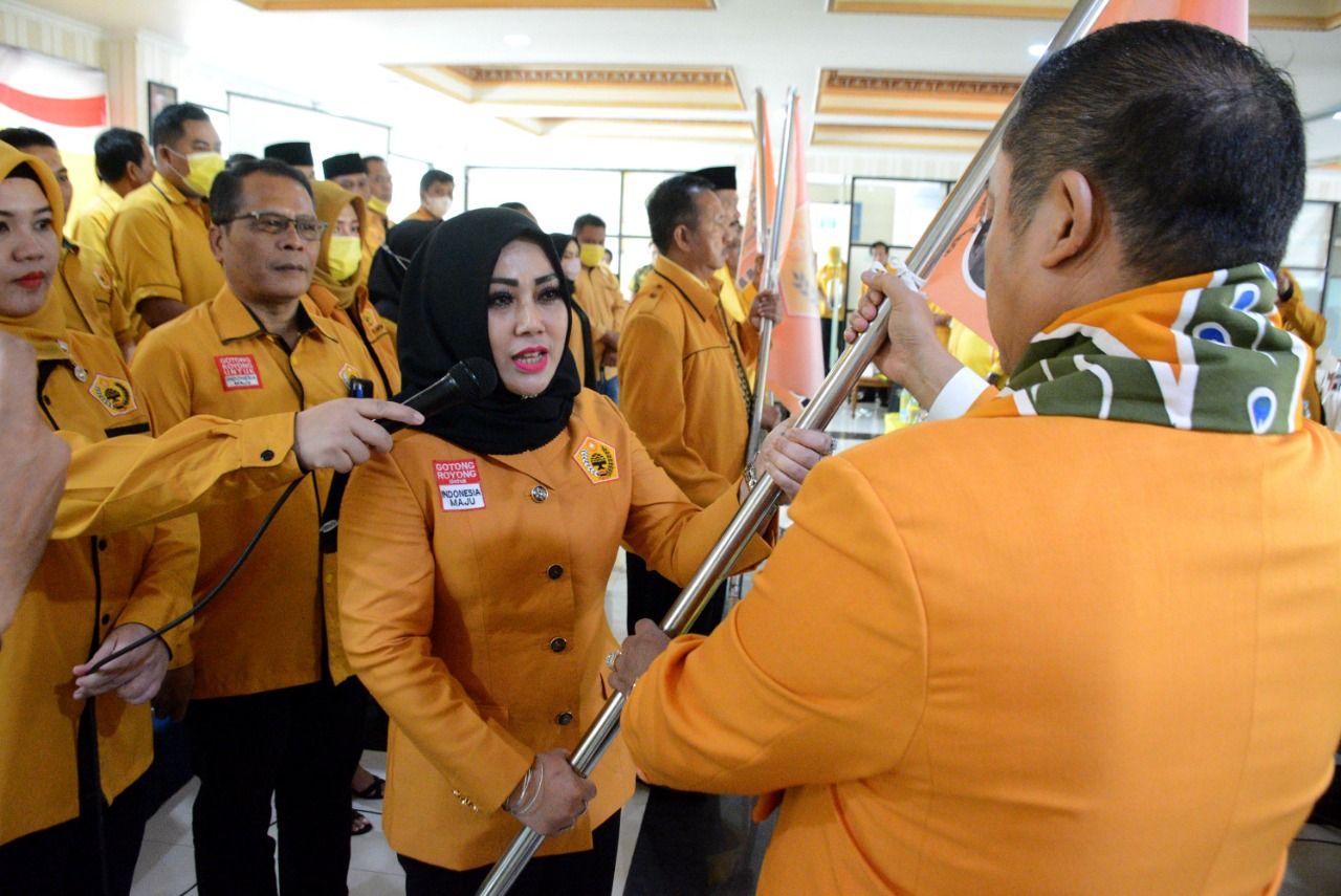 Kodrat Sunyoto Lantik Empat Pengurus DPC MKGR Jombang