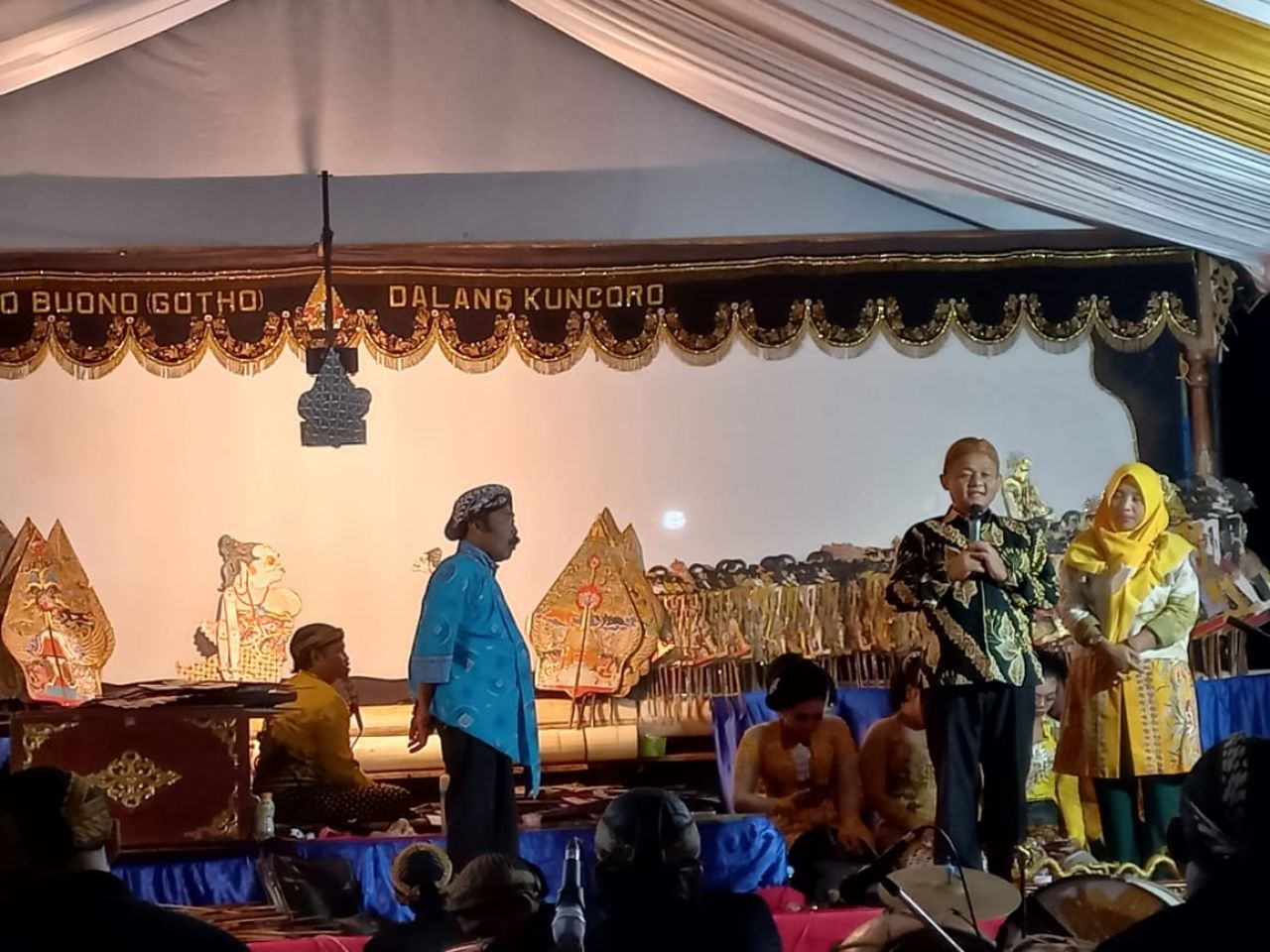 Gelar Wayang Kulit Maraton di Jatim, Ini Pesan Terselubung Partai Golkar