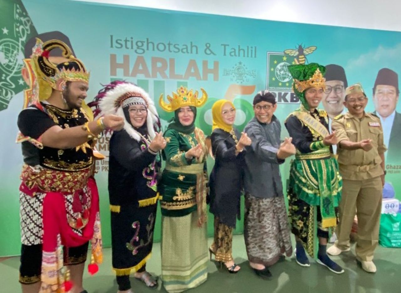 Keseruan Perayaan HUT RI ke-77 di Kantor DPW PKB Jatim