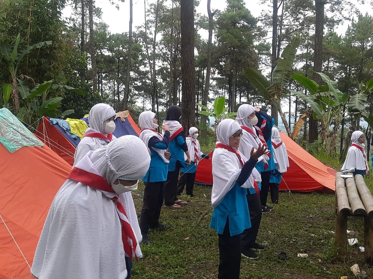 Keseruan Kemah Dianpinru SMP Al Falah Deltasari Sidoarjo