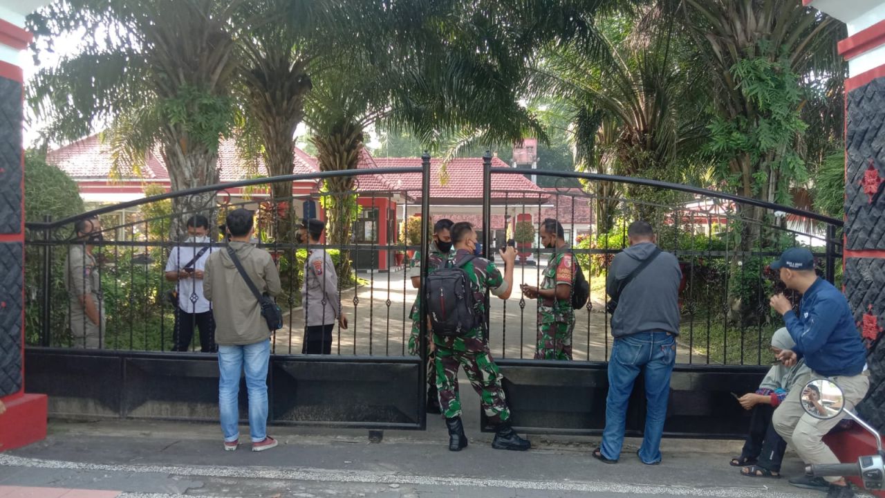 Rumah Dinas Wali Kota Blitar Dirampok, Santoso dan Istri Disekap
