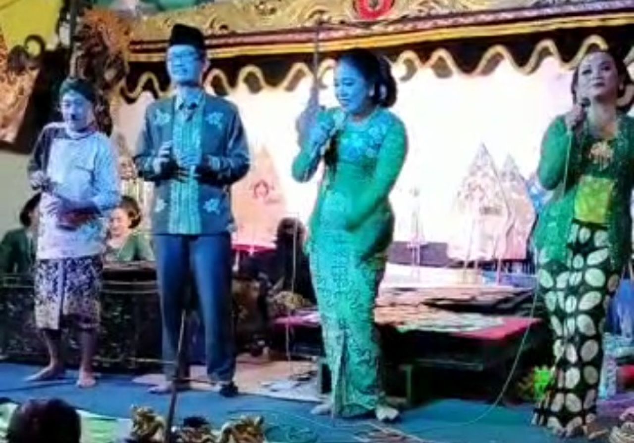 Gelar Wayang Kulit, Politisi PKB Nguri-uri Budaya dan Wadahi UMKM