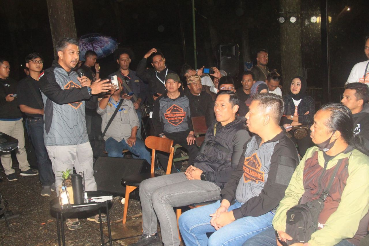 Ngobrol Santai Overlanding dan Komunitas Pecinta Alam, AHY: Saya Bahagia