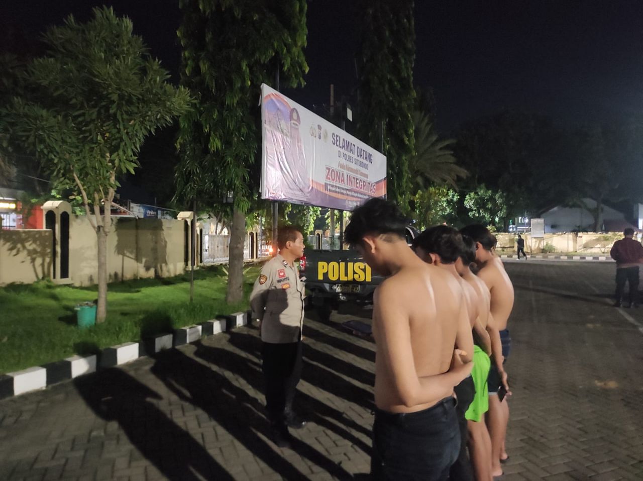Pesta Miras, Puluhan Remaja Terjaring Razia Pekat Polres Situbondo