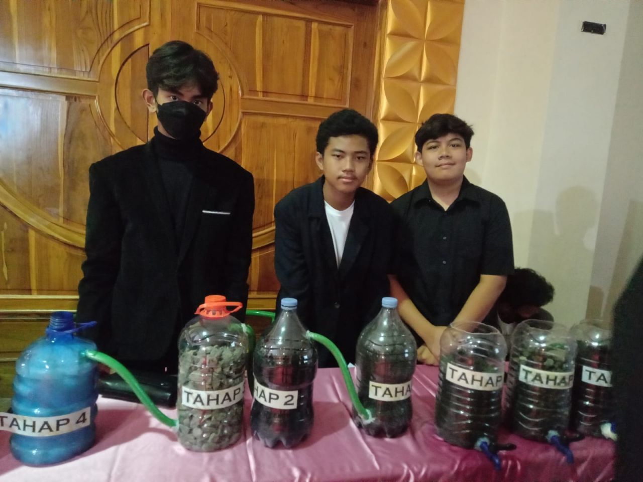 SMP Al Falah Deltasari Gelar Karya Berekayasa dan Berteknologi Membangun NKRI