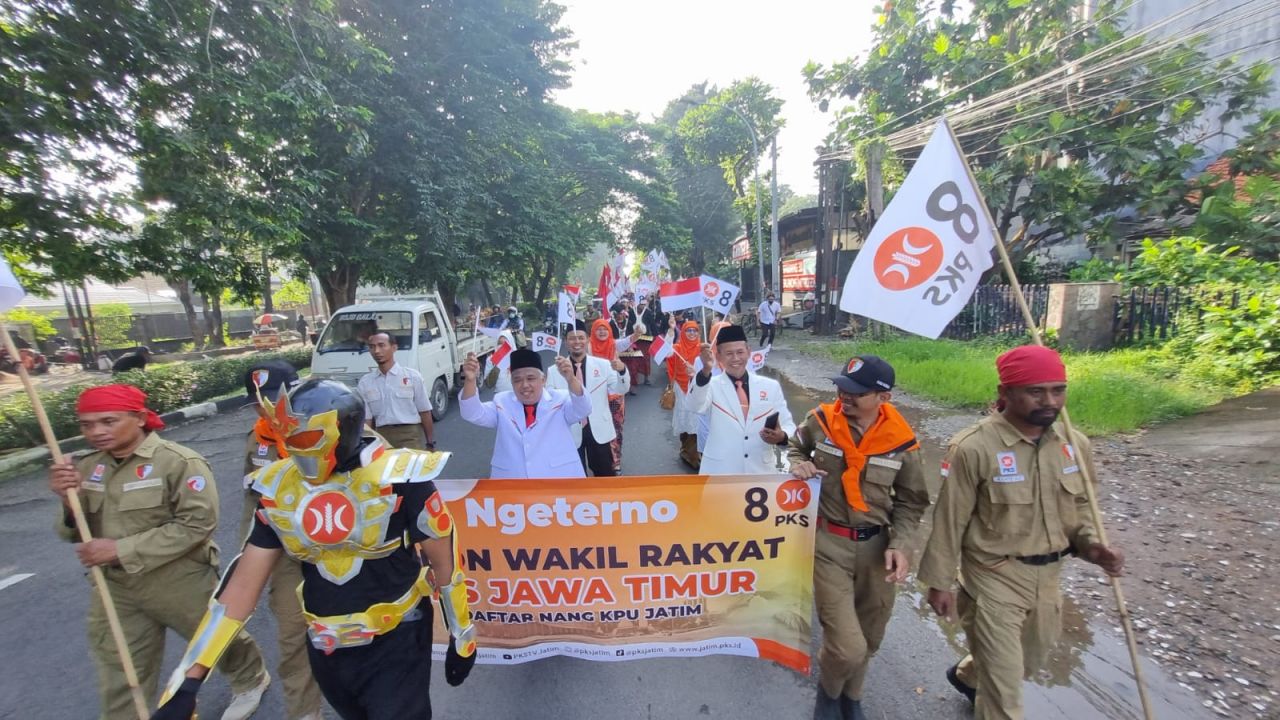 PKS Jatim Daftarkan 120 Caleg ke KPU, 34 Persen Generasi Milenial