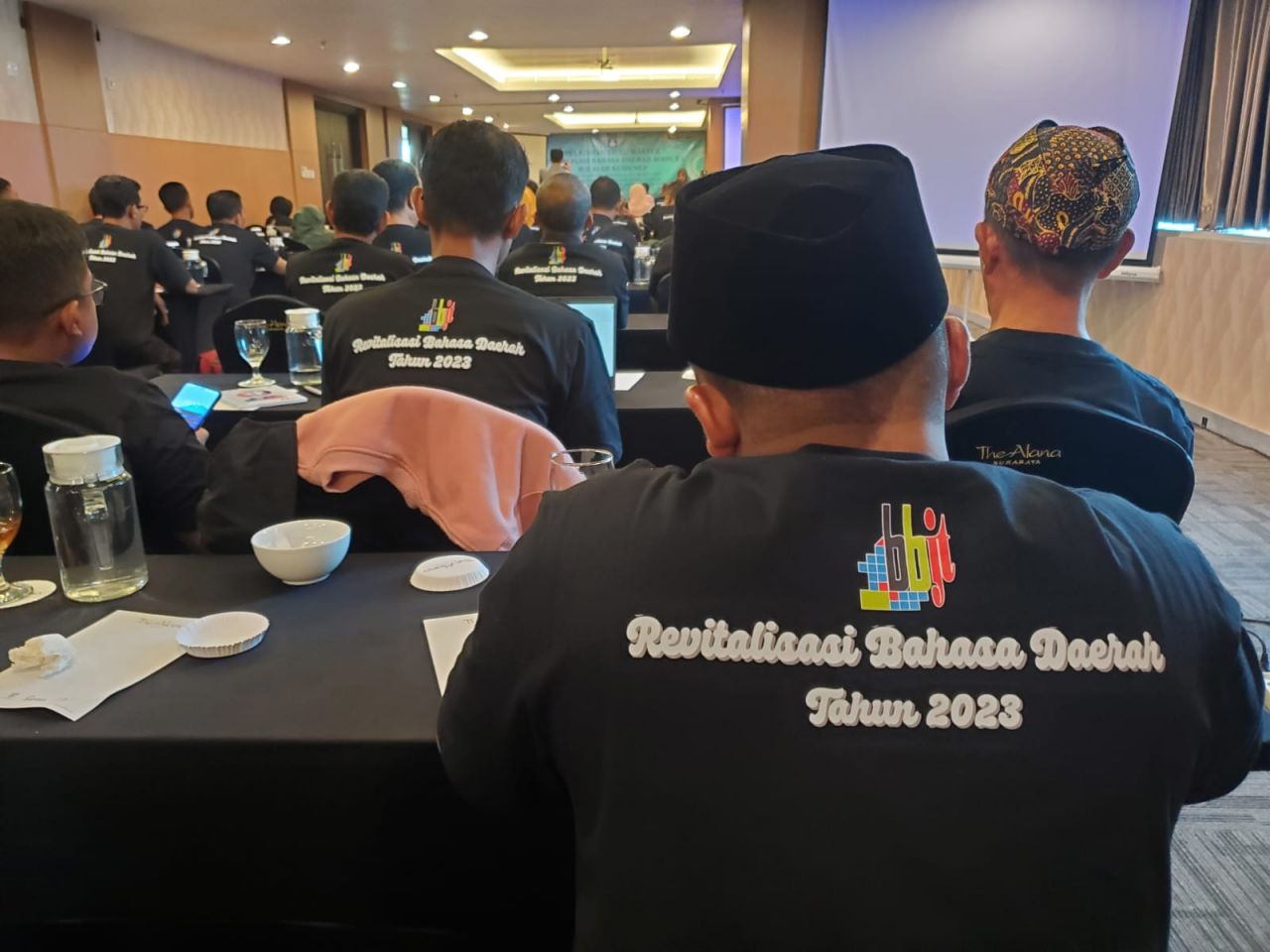 Balai Bahasa Revitalisasi Bahasa Madura dan Jawa Dialek Using