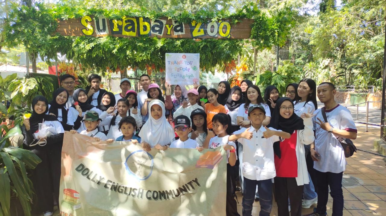 DEC dan Peduly Surabaya Peringati Hari Anak Dengan Cara Ini